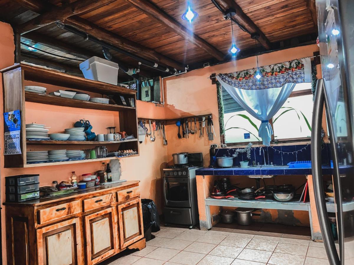 Hostel Marisol ซามารา ภายนอก รูปภาพ